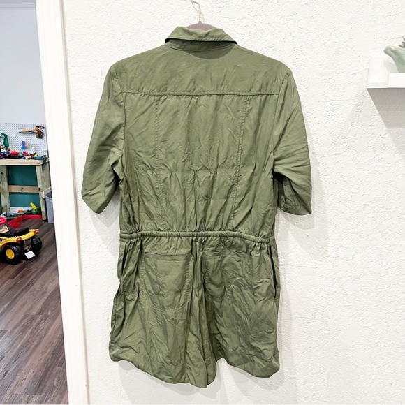 Banana Republic Romper Women's 12 Green Button Playsuit Safari Utility Summer - Picture 2 of 6